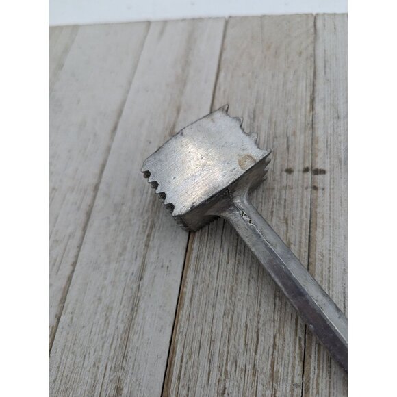 Aluminum #4 Meat Tenderizer Double Textured Sides 8" Taiwan - Picture 3 of 6